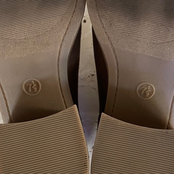 Universal Thread Ankle Boots - Picture 6 of 7